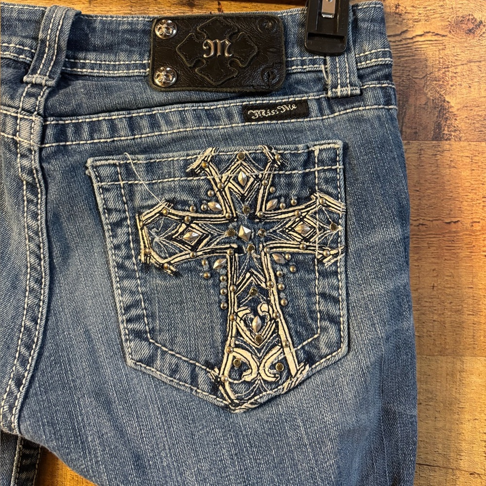 Miss Me Rhinestone Cross Skinny Jeans - Picture 3 of 6